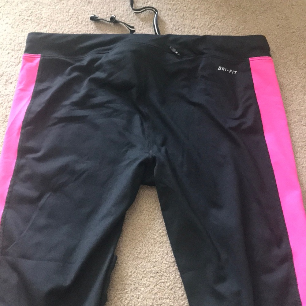 Nike crop running leggings! - Picture 4 of 6